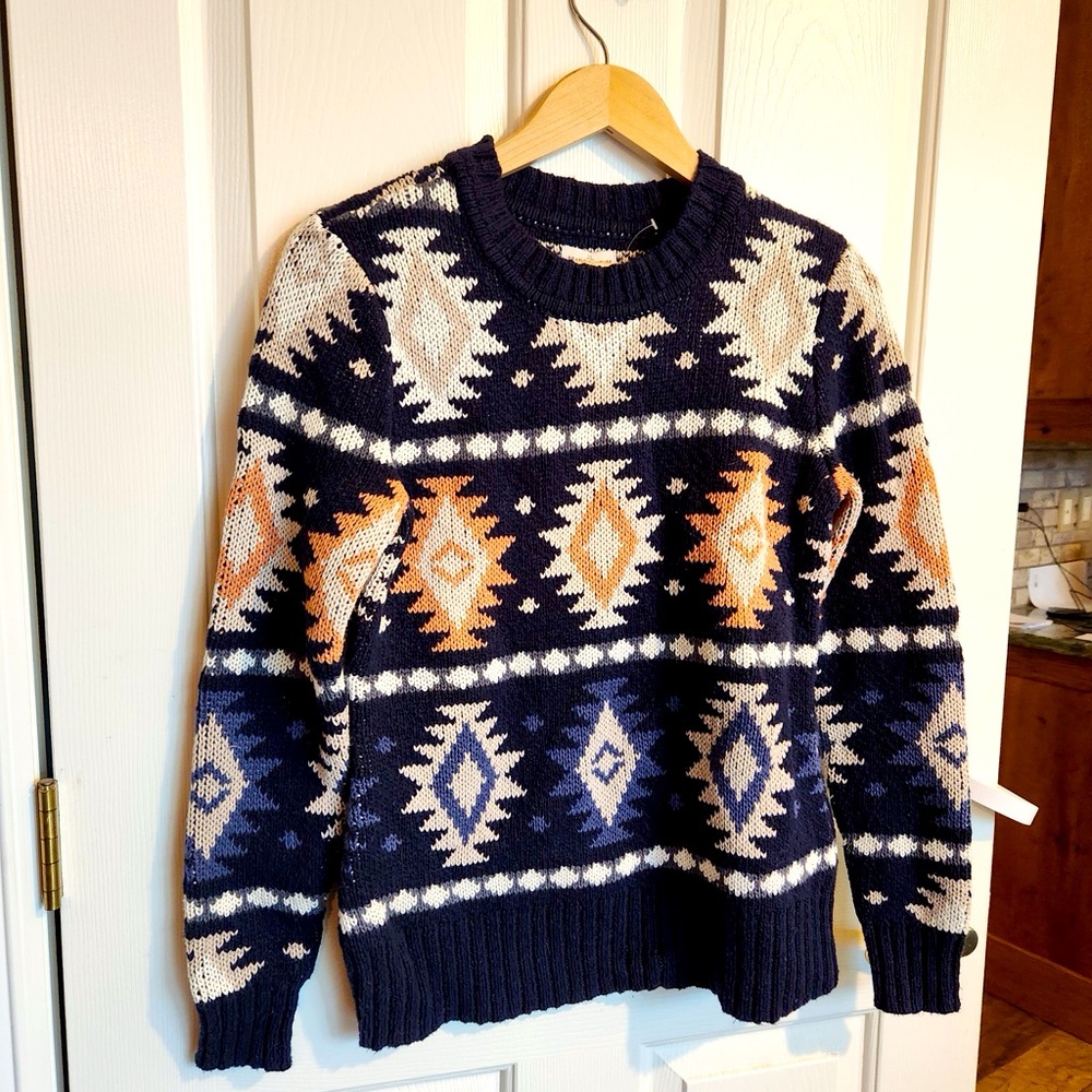 LL Bean Signature NWT Medium Womens Sweater